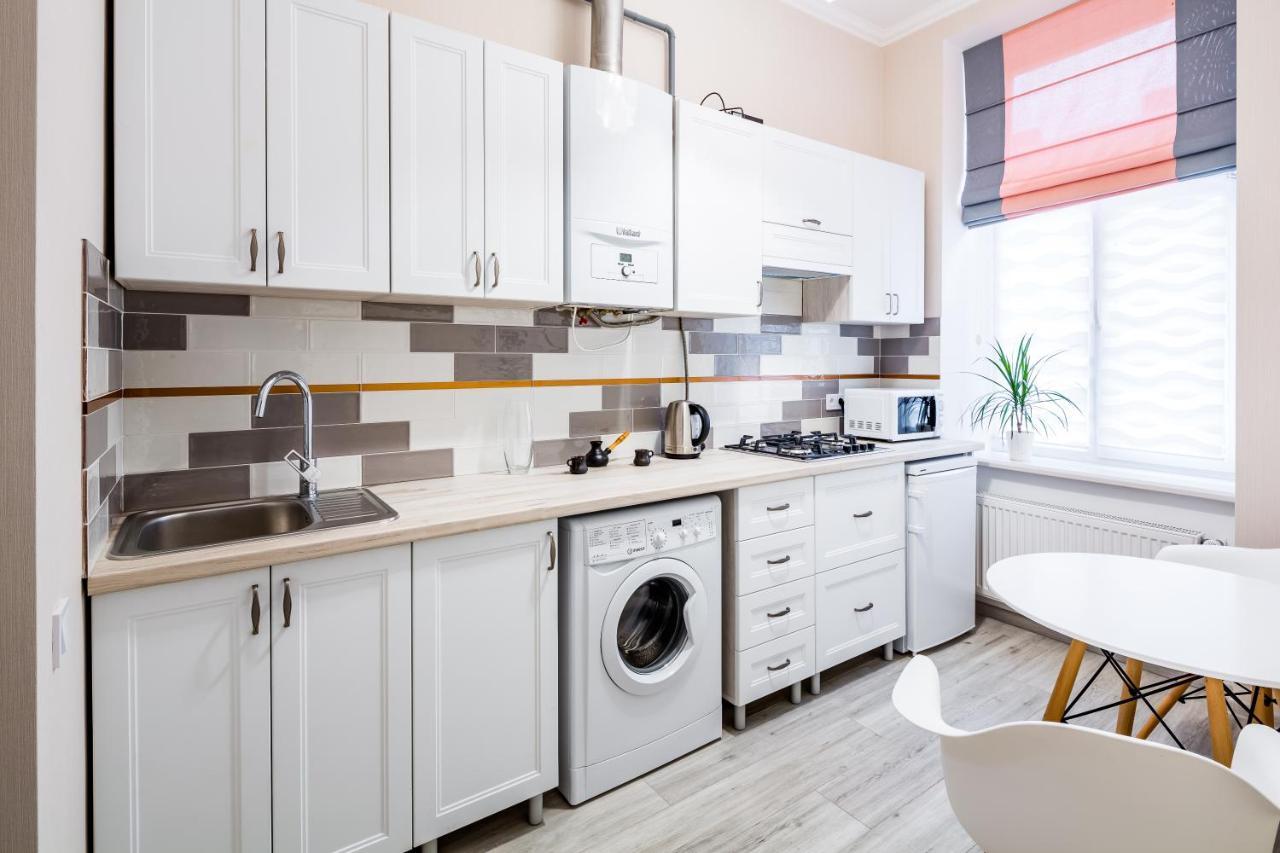 Old Town Cosy Apartment Lviv Buitenkant foto