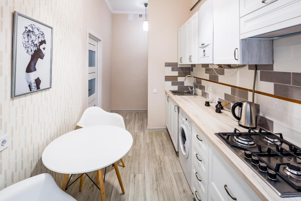 Old Town Cosy Apartment Lviv Buitenkant foto